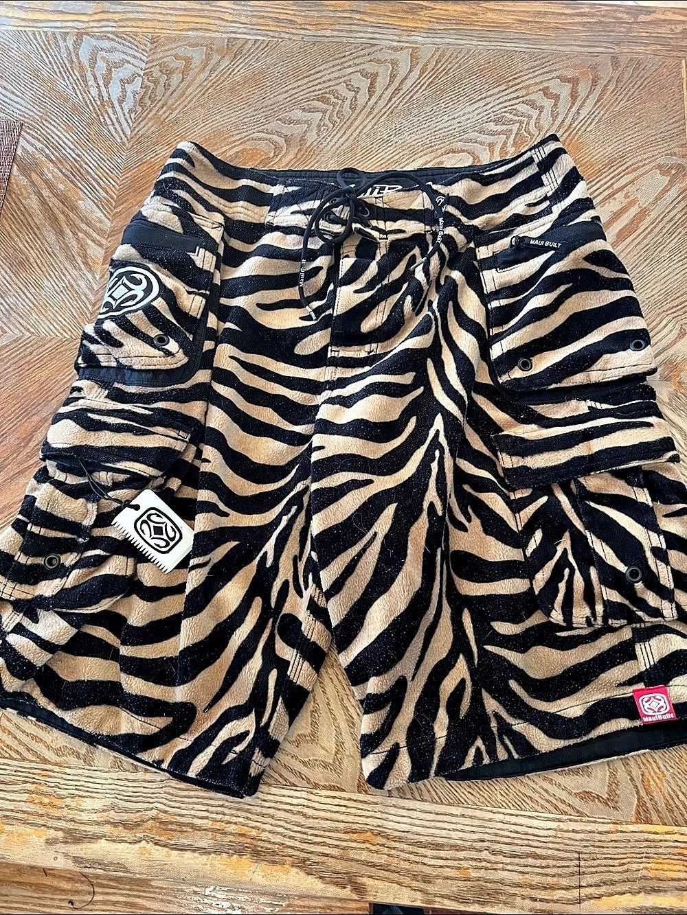 Maui Built Men's Vintage Animal Print Cargo Shorts Waist 32